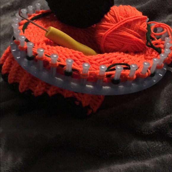 HAND LOOMED - Picture 8 of 8